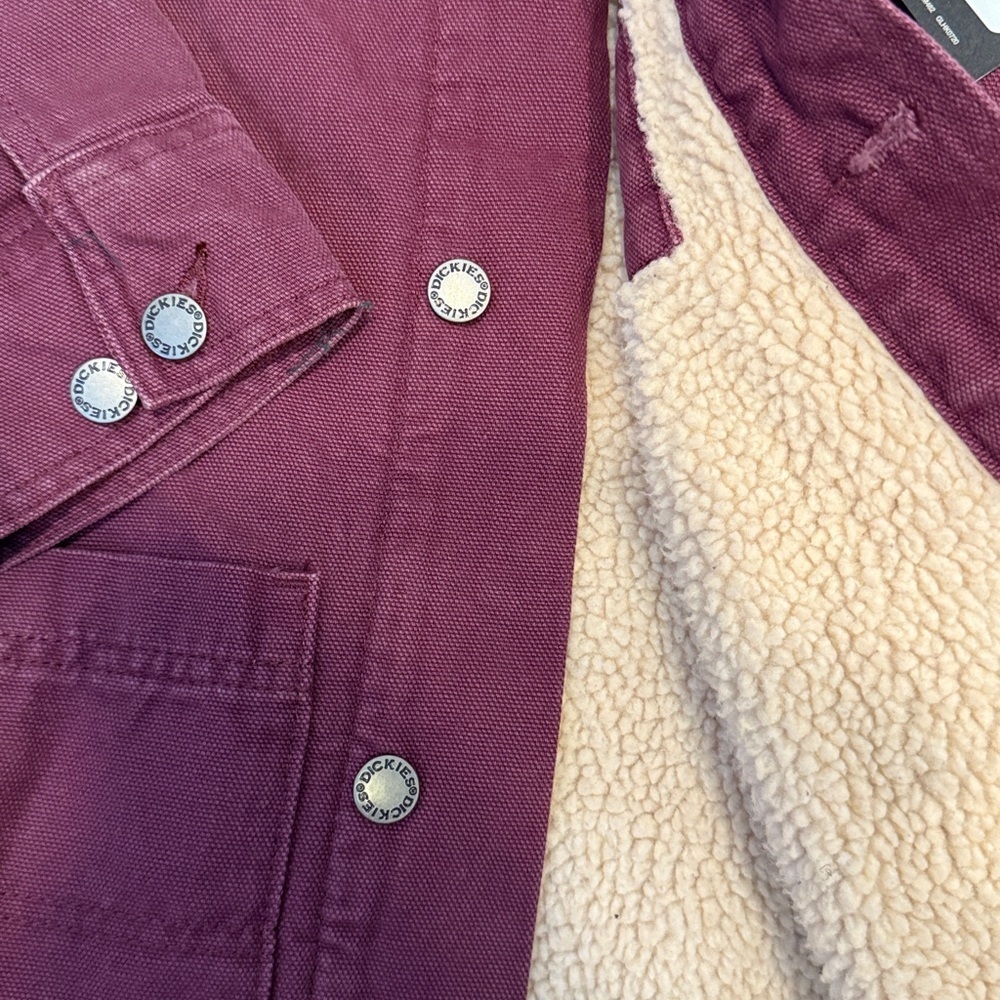 BNWT Dickies Stonewashed Duck Lined Chore Coat Stonewashed Grape Wine Small S - Picture 8 of 10